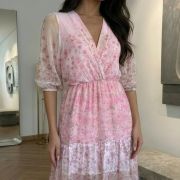 Sukienka Floral Breeze – Różowa