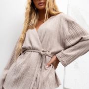 SOFT CABLE KIMONO SET – jasny beż